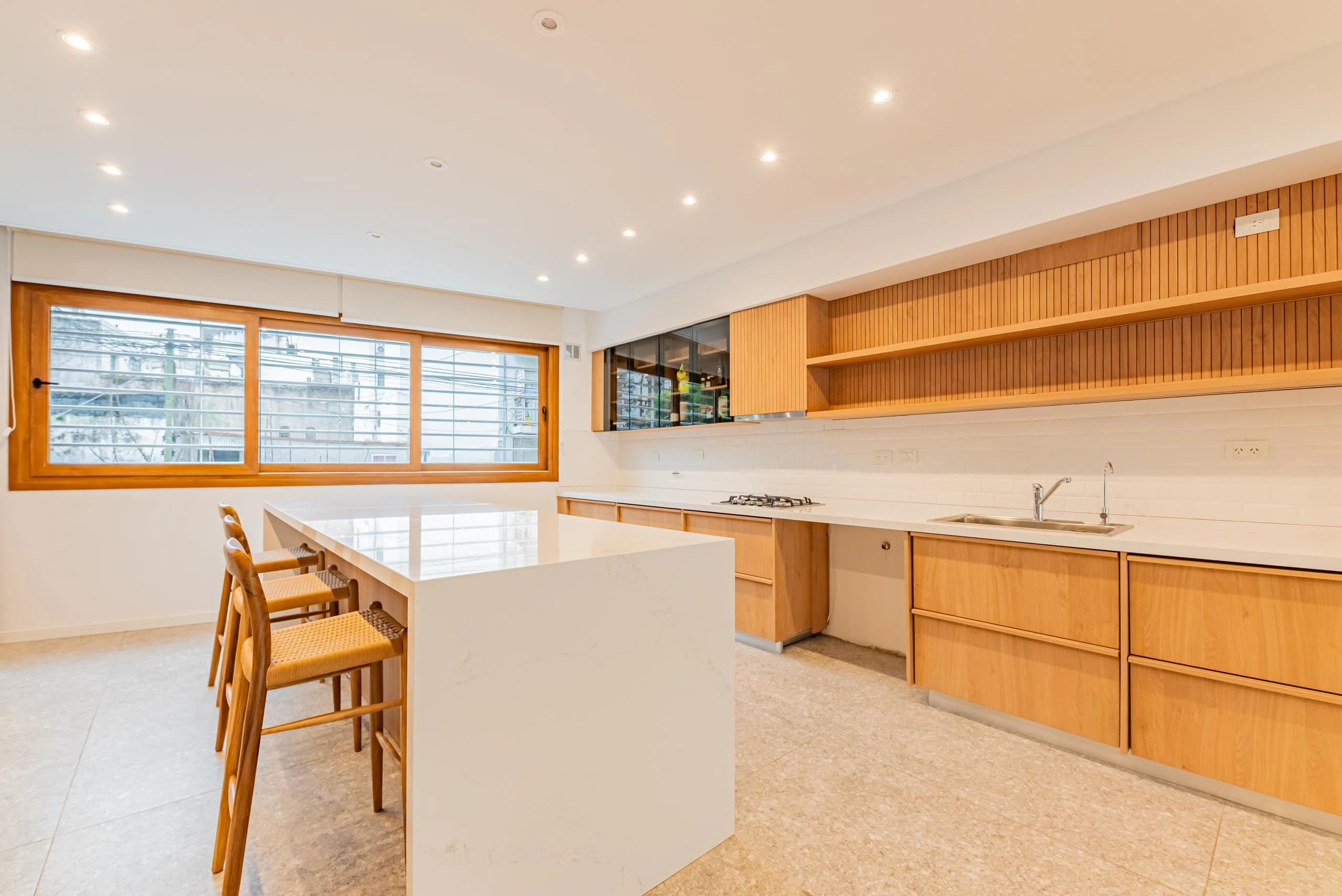 Vista cocina completa